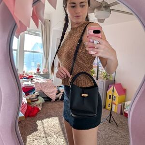 Contemporary Elegant Black Handbag